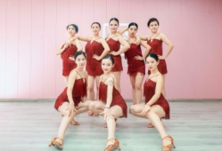 女生跳舞视频,捕捉女生舞蹈风采瞬间